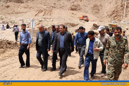 بازدید مدیرکل مدیریت بحران استان از مناطق سیل زده شهرستان بافق