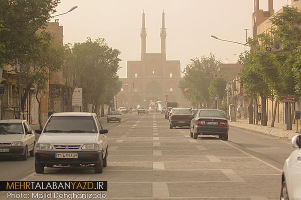 وزش باد شدید با احتمال گرد و خاک در انتظار یزد