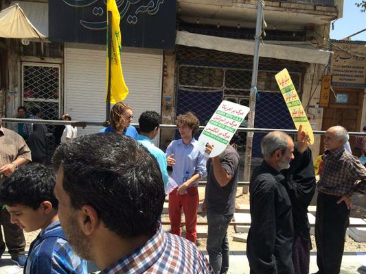 حضور دو توریست در راهپیمایی با شکوه روز قدس در یزد