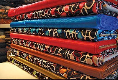 محموله پوشاک قاچاق در یزد کشف شد