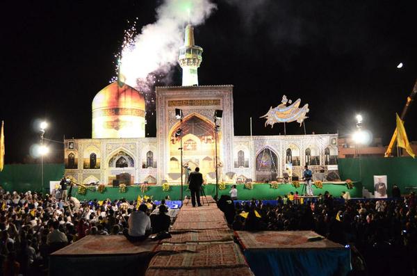 با جشن بزرگ زیر سایه خورشید از شبکه تابان همراه باشید 