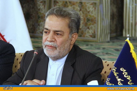 تاکید مجدد استاندار یزد بر استقرار صنایع هایتک، کم آبخواه و سازگار با محیط زیست در استان