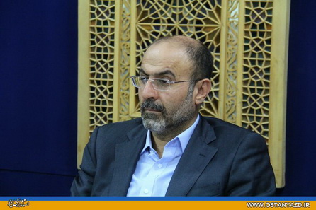 بانک ها گره گشاي مشکلات سرمایه گذاران باشند