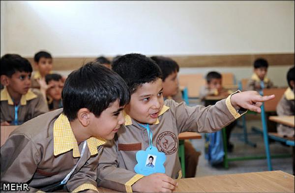 ۲۳۲۰۰ دانش‌آموز یزدی امسال وارد کلاس اول می‌شوند