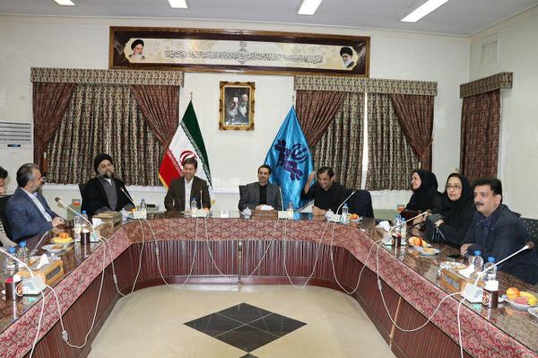 گزارش تصویری: نشست شهردار و اعضای شورای اسلامی شهر  با مدیرکل و مسئولان صداوسیمای مرکز یزد 