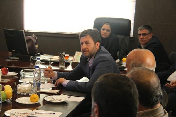 شهردار یزد در جمع صاحبان صنایع: برای ایجاد تحول نگرشها را تغییر دهیم 