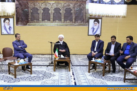 نفوذ فرهنگی از مهم ترین اهداف دشمن در ضربه زدن به نظام و ملت ایران است