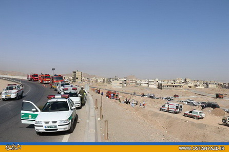 مانور امداد و نجات حوادث جاده ای در یزد برگزار شد 