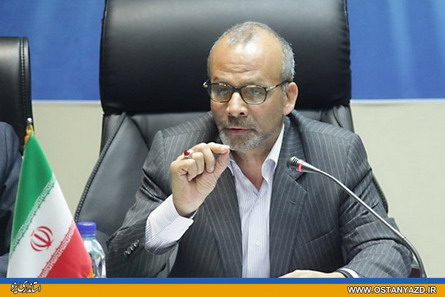 نصب بنر و پلاكارد و ديد و بازديد براي تبريك انتصاب ضرورتي ندارد