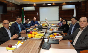 بازديد مدیران دفتر توسعه صادرات خدمات سازمان توسعه تجارت ايران از شرکت پيشگامان كويرآسیا