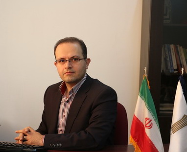 رئیس دانشگاه جامع علمی کاربردی استان یزد: تعیین میزان دستمزد بر اساس مدرک و نه تخصص و مهارت علت اصلی مدرک گرایی در جامعه است