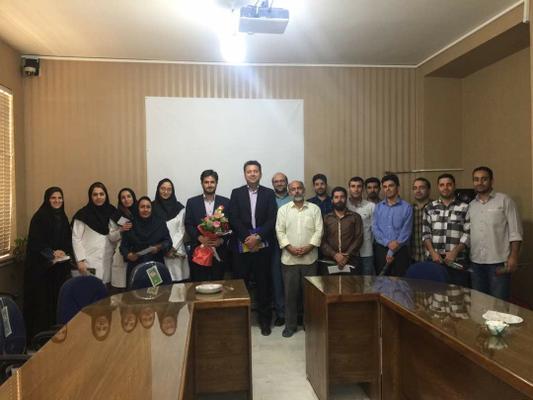 تجلیل از مسئولین فنی و پرسنل داروخانه هلال احمر استان یزد  بمناسبت روز داروساز