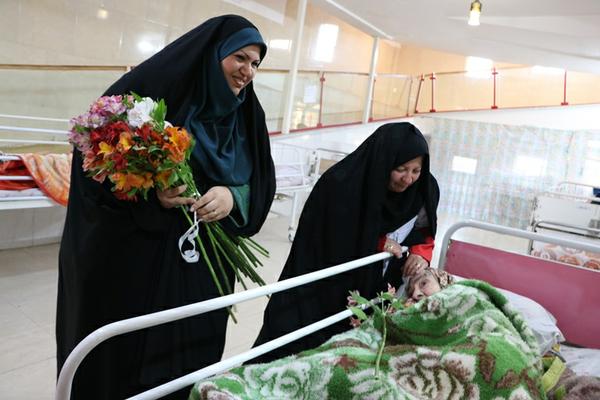 بازدید سرپرست معاونت داوطلبان هلال احمر استان یزد از خانه سالمندان بهار یزد