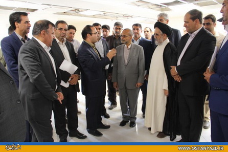 استاندار یزد از بیمارستان خاتم الانبیا(‌ص) و درمانگاه مهر‌دشت ابرکوه بازدید کرد