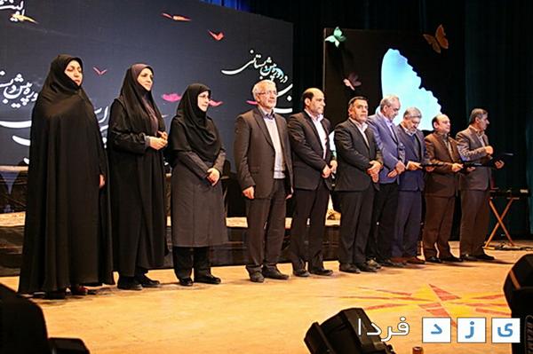  گزارش تصویری:برگزیدگان نخستین همایش ملی هویت کودکان ایران اسلامی معرفی شدند 