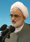 حجت الاسلام صدوقی امام جمعه يزد در خطبه های این هفته  :همه موظفند از فرمايشات معظم له پيروي کنند و حرف و سخن ايشان فصل الخطاب است 