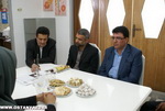 به مناسبت روز خبرنگار صورت پذیرفت:بازدید مشاور استاندار و رئیس روابط عمومی استانداری یزد از روزنامه خاتم
