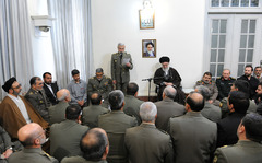  دیدار جمعی از فرماندهان ارتش با حضرت آیت الله خامنه ای رهبر معظم انقلاب اسلامی+گزارش تصویری