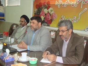فرماندار ابرکوه در شورای اداری شهرستان خواستار رعایت موازین شرعی و اخلاقی در برخورد با ارباب رجوع شد
