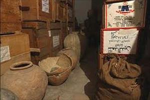 سرقت 12 هزار شیء از انبار اشیاء تاریخی یزد /رییس سازمان میراث فرهنگی یزد تکذیب کرد!