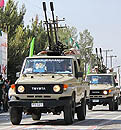 گزارش تصویری(2)؛ رژه یگان های نمونه نیروهای مسلح در یزد به مناسبت آغاز هفته دفاع مقدس