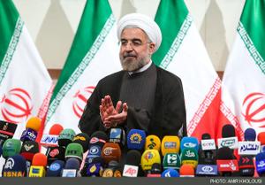 سئوالات خبرنگاران از روحانی در اولین کنفرانس خبری / من با کلید آمدم نه با داس