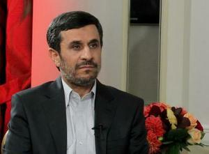 زمان گفتگوی زنده تلویزیونی دکتر احمدی‌نژاد به 12 تیرماه موکول شد