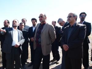 بازديد مسئولين شهر و استان يزد از پاركهاي گلستان و حسن آباد(اصلاحیه)
