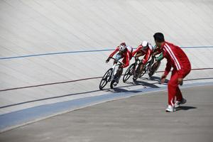 مرحله اول مسابقات دوچرخه سواری لیگ برتر در بخش جاده و پیست
