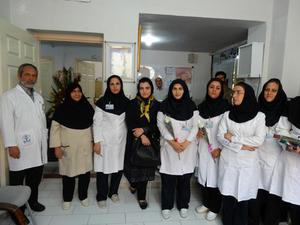 تبریک وتقدیر حضوری مسئولین بیمارستان موقوفه خیریه گودرز از پرسنل ماما