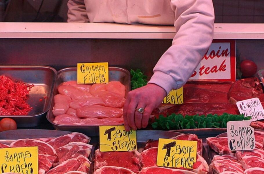 دانشمندان: مواد مغذی گوشت قرمز و لبنیات بدن را در مقابله با سرطان تقویت می‌کنند