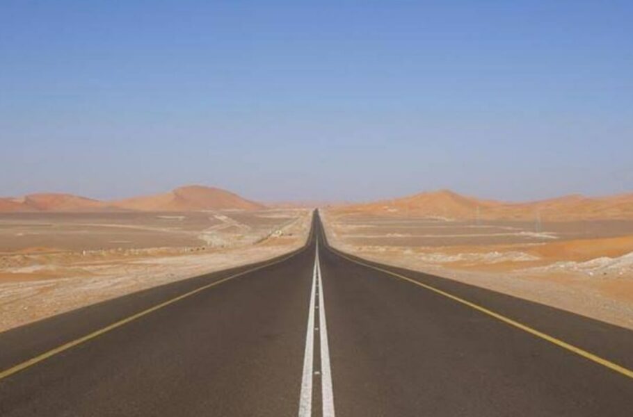 فیلم| جاده ۲۴۰ کیلومتری عربستان سعودی؛ رکورددار طولانی‌ترین مسیر بدون پیچ جهان