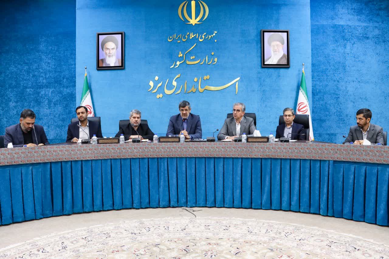 نظارت بر بازارهای استان تشدید شود/ یزد در بین استانهای ارزان در عرضه گوشت مرغ نظارت بر بازارهای استان تشدید شود/ یزد در بین استانهای ارزان در عرضه گوشت مرغ