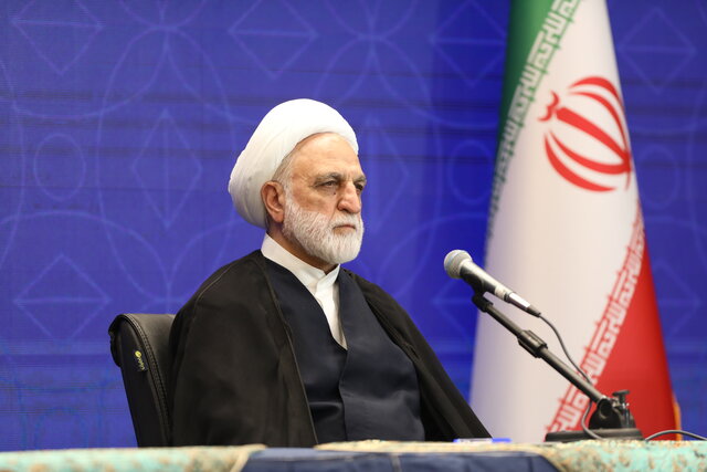 ذات انقلاب اسلامی، فرهنگی است/ آحاد جامعه در قبال عفاف و حجاب مسئولند