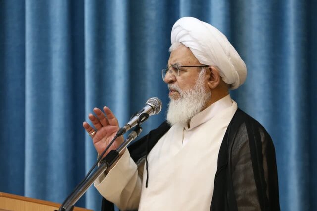 ایران از نظر معنوی قدرت اول جهان است/ دشمن در پی تضعیف ریشههای اسلام است ایران از نظر معنوی قدرت اول جهان است/ دشمن در پی تضعیف ریشههای اسلام است