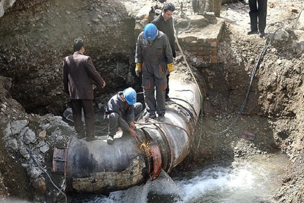 عمر شبکه آبرسانی روستایی در مهریز ۳۰ سال است