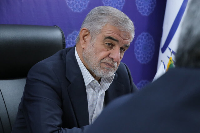 باید دست دلالها را از طرحهای عمرانی استان کوتاه کرد باید دست دلالها را از طرحهای عمرانی استان کوتاه کرد