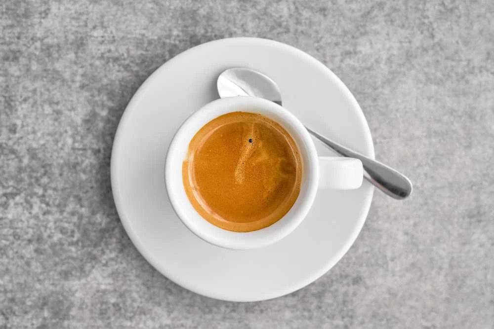 با یک فنجان قهوه چه مدت بیدار می‌مانید؟!