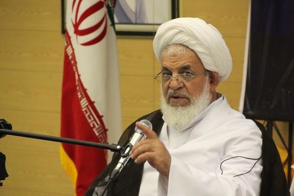 دشمن از پشتیبانی گسترده ملت از نظام حیران است