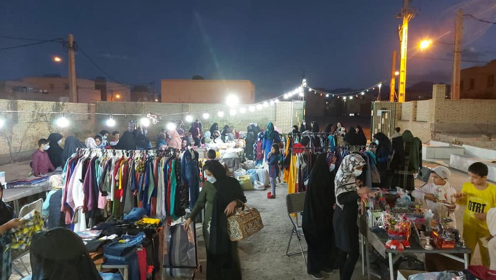 بازارچه اقتصاد مقاومتی بانوان توانمند در یزد برگزار شد