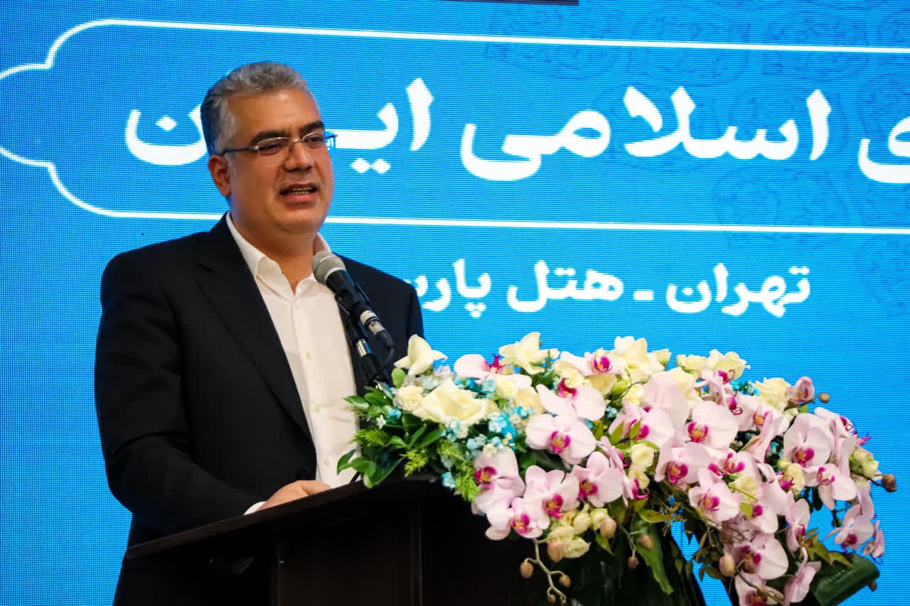 کنسرسیوم‌های صادراتی از ابتکارات تولیدکنندگان کاشی و سرامیک استان یزد/ لزوم همکاری‌های استانی در حوزه تجارت خارجی با کشورهای پهناور