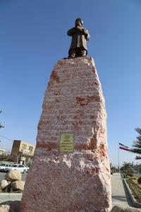 رونمایی از تندیس وحشی بافقی در شهرستان بافق