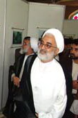 بازديد امام جمعه يزد از غرفه مخابرات  استان  