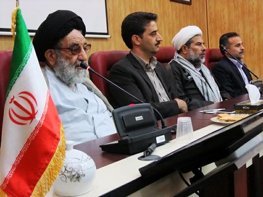 دیدار ائمه جمعه و روحانیت محترم شهرستان طبس با معاون استاندار و فرماندار ویژه این شهرستان(تصویری)
