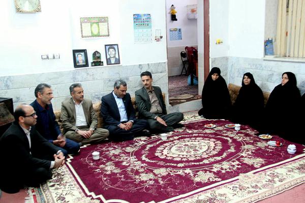  دیدارخانم زجاجی مشاور فرماندار و دبیر کمیسون امور بانوان شهرستان طبس با معاونت محترم استانداری وفرمانداری ویژه 