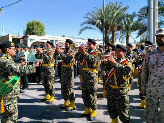  گروه نوازندگان  سپاه از فرماندار ویژه شهرستان طبس تقدیر نمودند