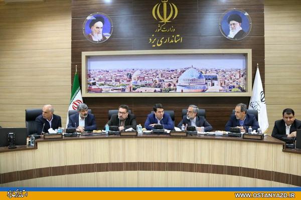 بانک مرکزی در جهت رفع مشکلات ارزی، پذیرای نظر فعالان بخش خصوصی استان باشد