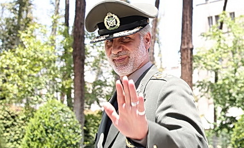 وزیر دفاع: آزمایش های موشکی مرتب انجام می شود