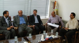 فرمانداریزد با چند تن از فعالین فرهنگی و مطبوعات دیدار کرد +گزارش تصویری