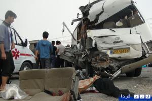 گزارش تصویری :حادثه تصادف در جاده کنار گذر یزد /1کشته و24نفر مجروح  